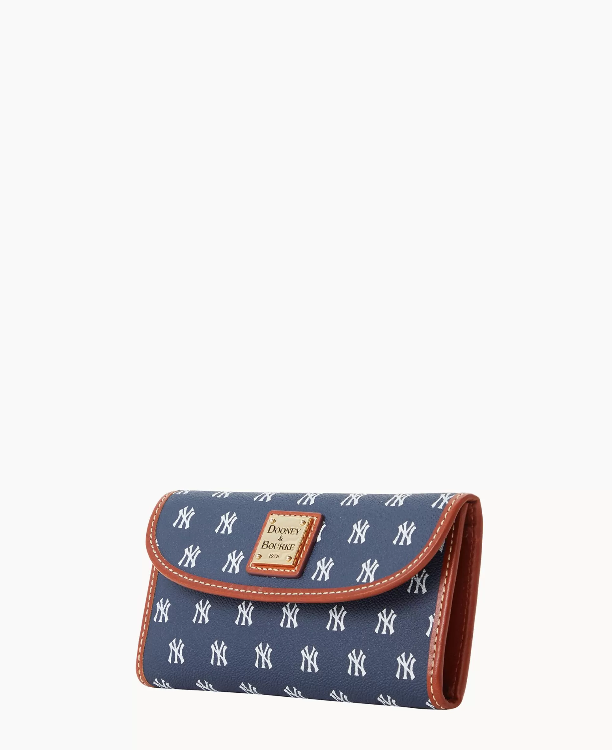 Dooney & Bourke Grab and Go | Clutches^MLB Continental Clutch